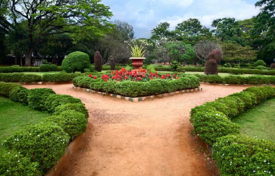 3 BEAUTIFUL BOTANICAL GARDENS FOR YOUR GARDEN INSPIRATION