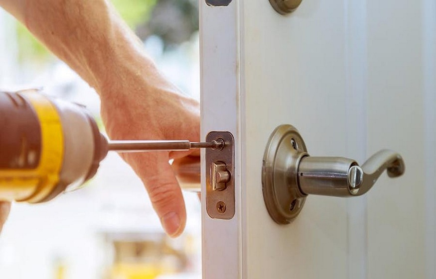What Do You Need to Know Before Hiring a Locksmith?