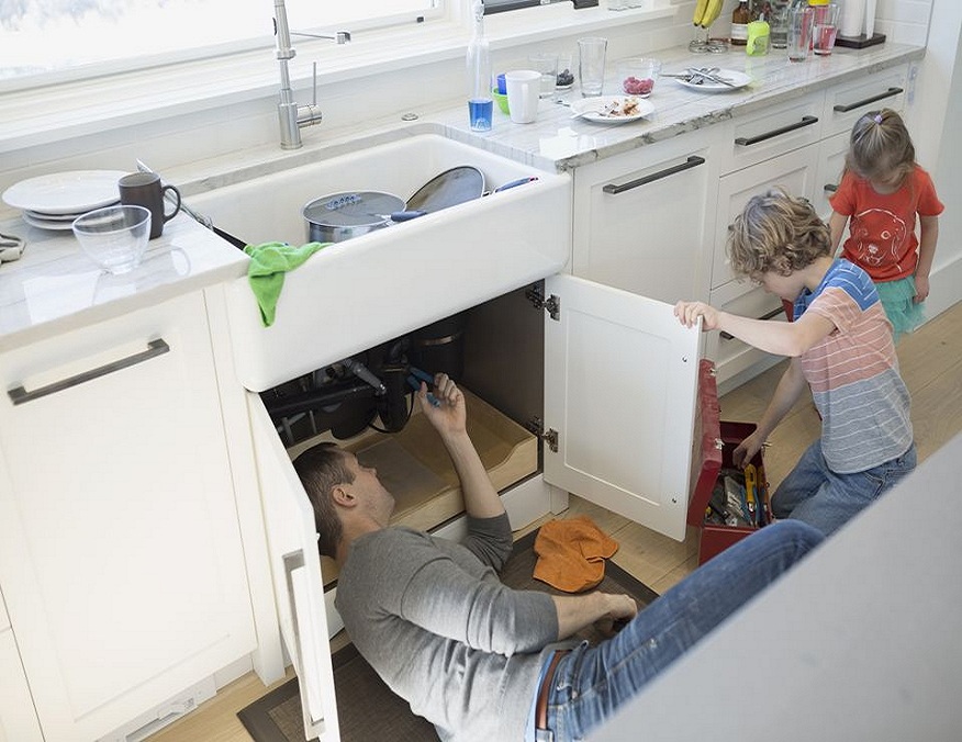 Signs Its Time to Install a New Garbage Disposal During Home Improvement