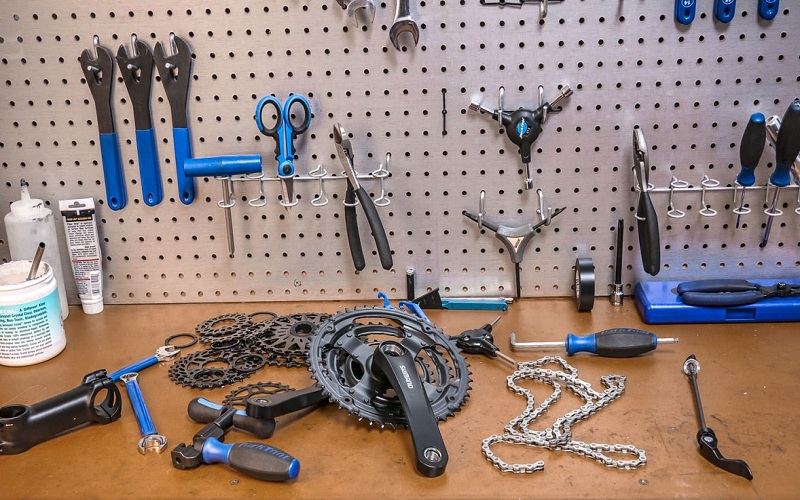 Must Have Tools For Electricians